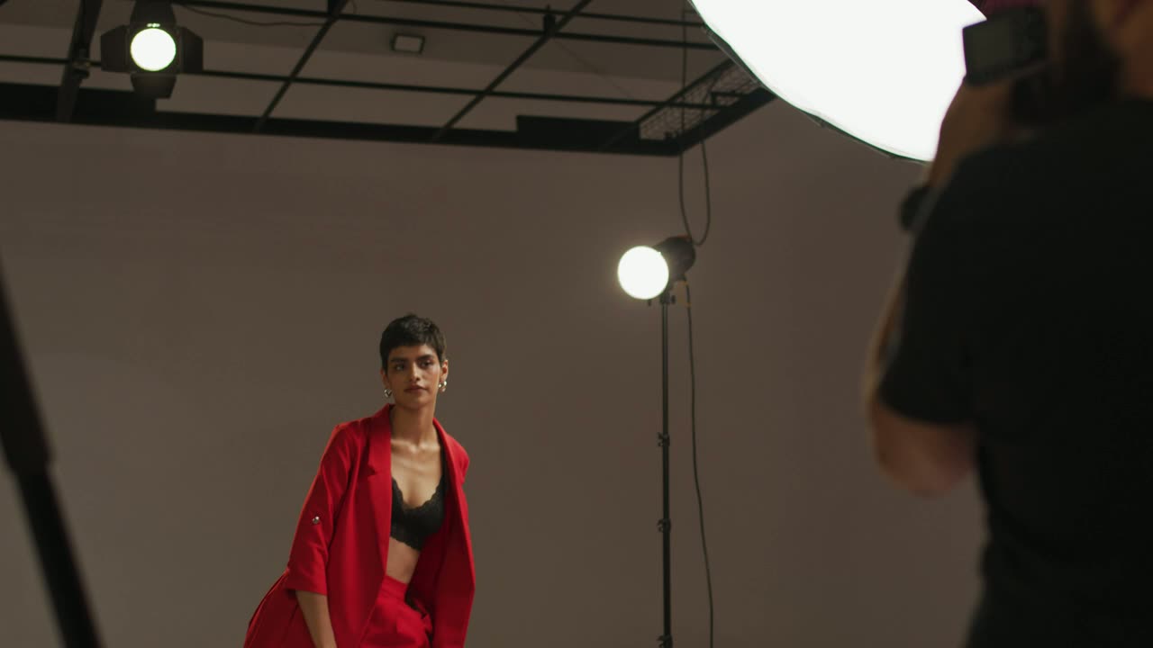 Plató de fotografía con iluminación de estudio